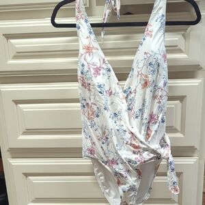 Apt. 9 White Floral One-Piece Swimsuit